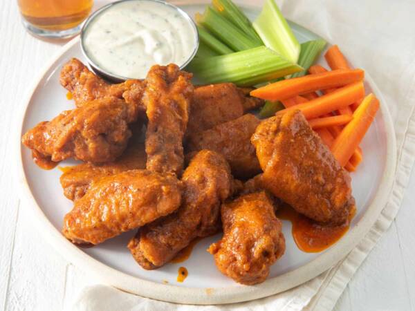 Buff Chicken Wings Dinner