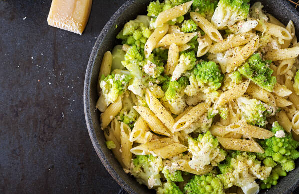 Chicken Broccoli Alfredo w/Ziti